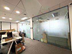 United Square (D11), Office #537645191